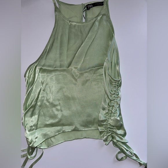 PASTEL GREEN ZARA TOP - Picture 2 of 4